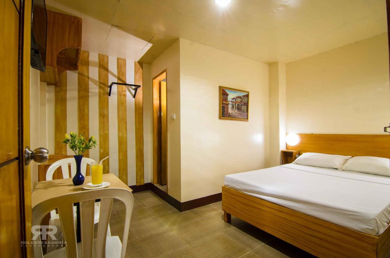 Diamond Hotel And Resto Catarman  Exterior foto