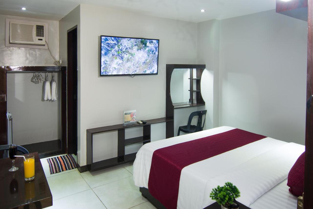 Diamond Hotel And Resto Catarman  Exterior foto