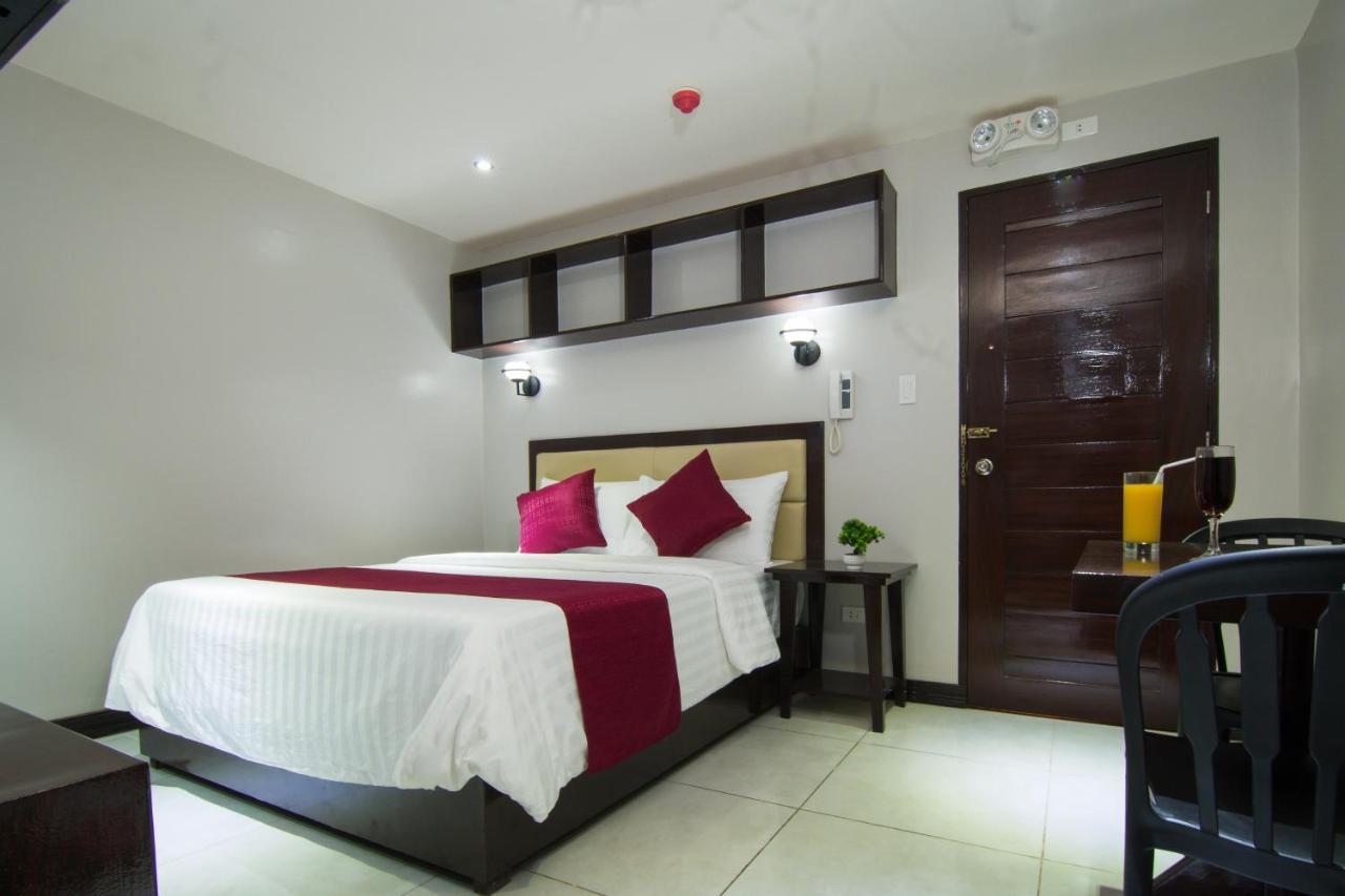 Diamond Hotel And Resto Catarman  Exterior foto